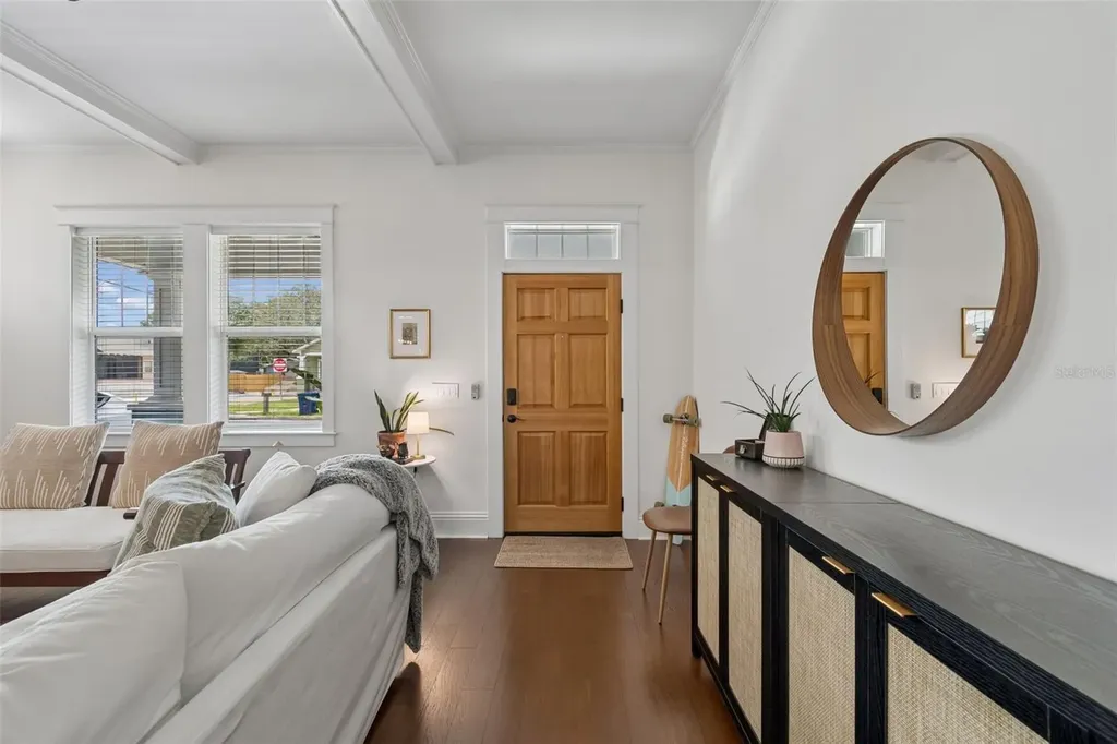 212 W Hilda Street Tampa FL 33603