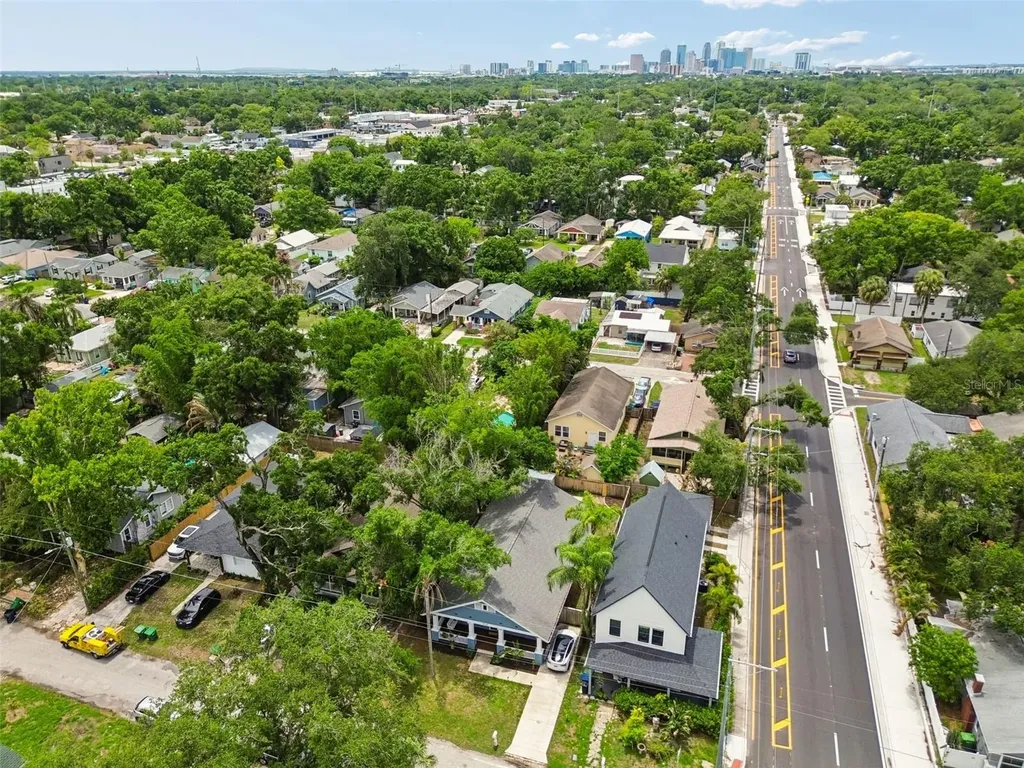 212 W Hilda Street Tampa FL 33603