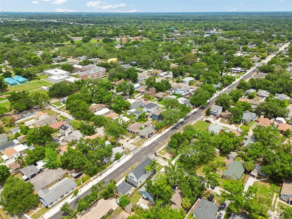 212 W Hilda Street Tampa FL 33603