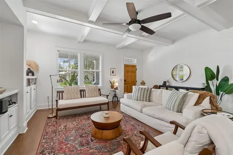 212 W Hilda Street Tampa FL 33603