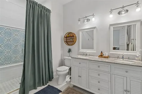 212 W Hilda Street Tampa FL 33603