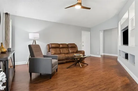 16117 Pebblebrook Drive Tampa FL 33624