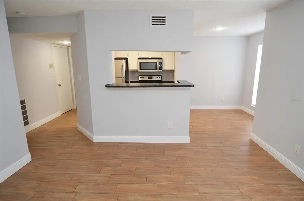 8722 Mallard Reserve Drive Tampa FL 33614