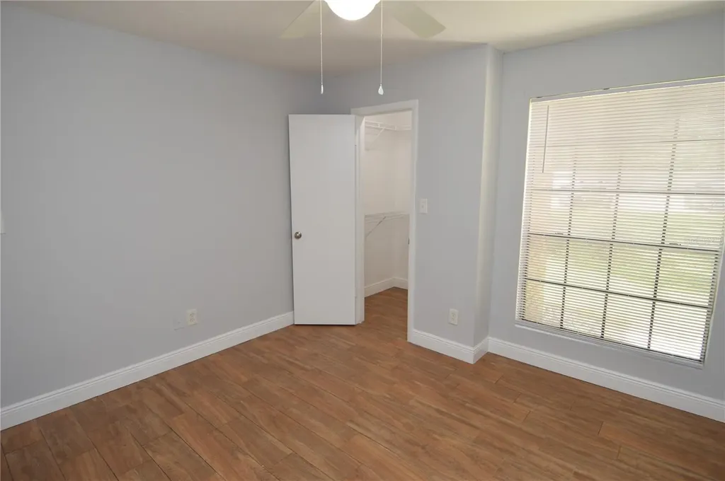 8722 Mallard Reserve Drive Tampa FL 33614