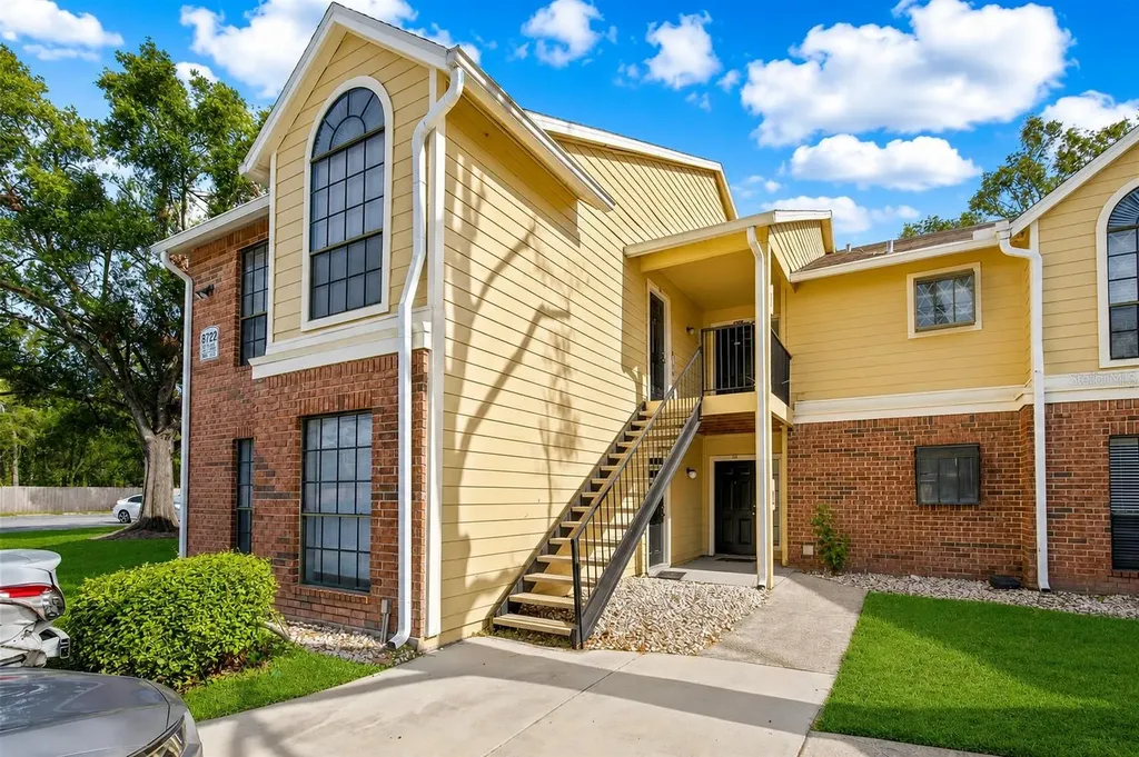 8722 Mallard Reserve Drive Tampa FL 33614