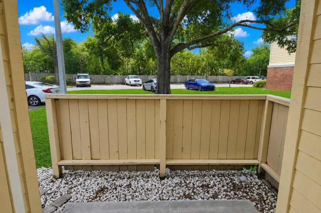 8722 Mallard Reserve Drive Tampa FL 33614