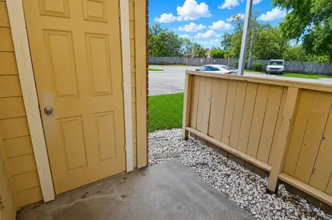 8722 Mallard Reserve Drive Tampa FL 33614