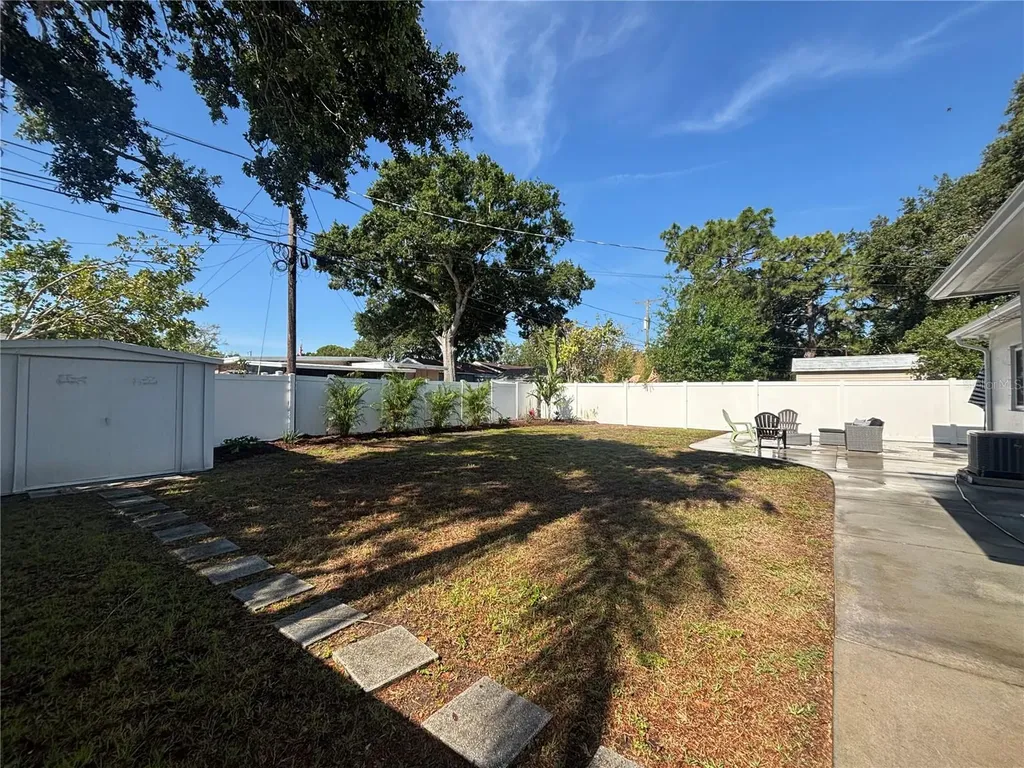 1138 51st Avenue N St Petersburg FL 33703