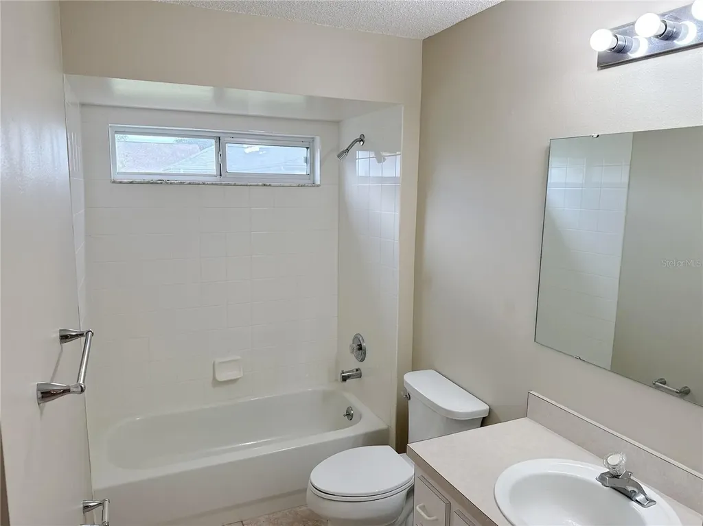 1988 NW 50th Avenue Ocala FL 34482