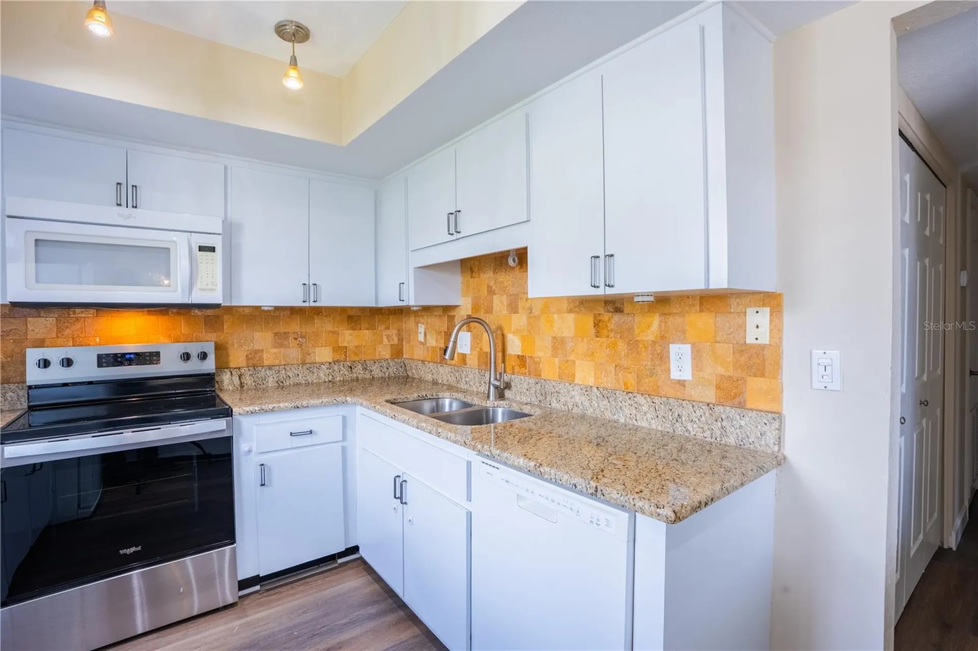 2497 Heron Terrace Clearwater FL 33762