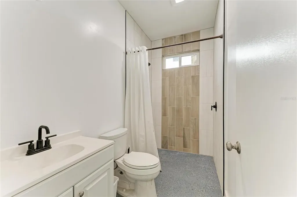 1300 Loma Linda Court Sarasota FL 34239