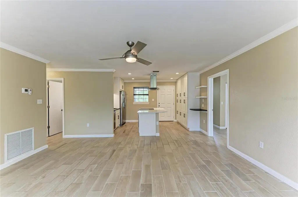 1300 Loma Linda Court Sarasota FL 34239