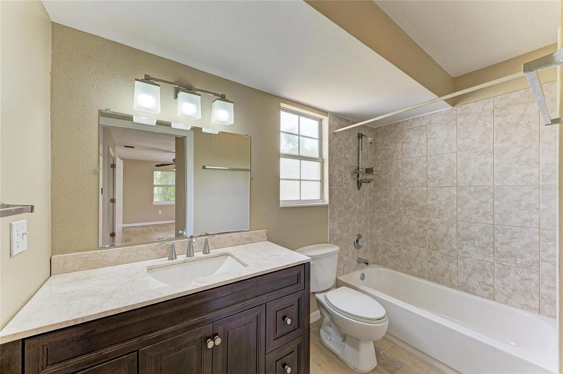 1300 Loma Linda Court Sarasota FL 34239