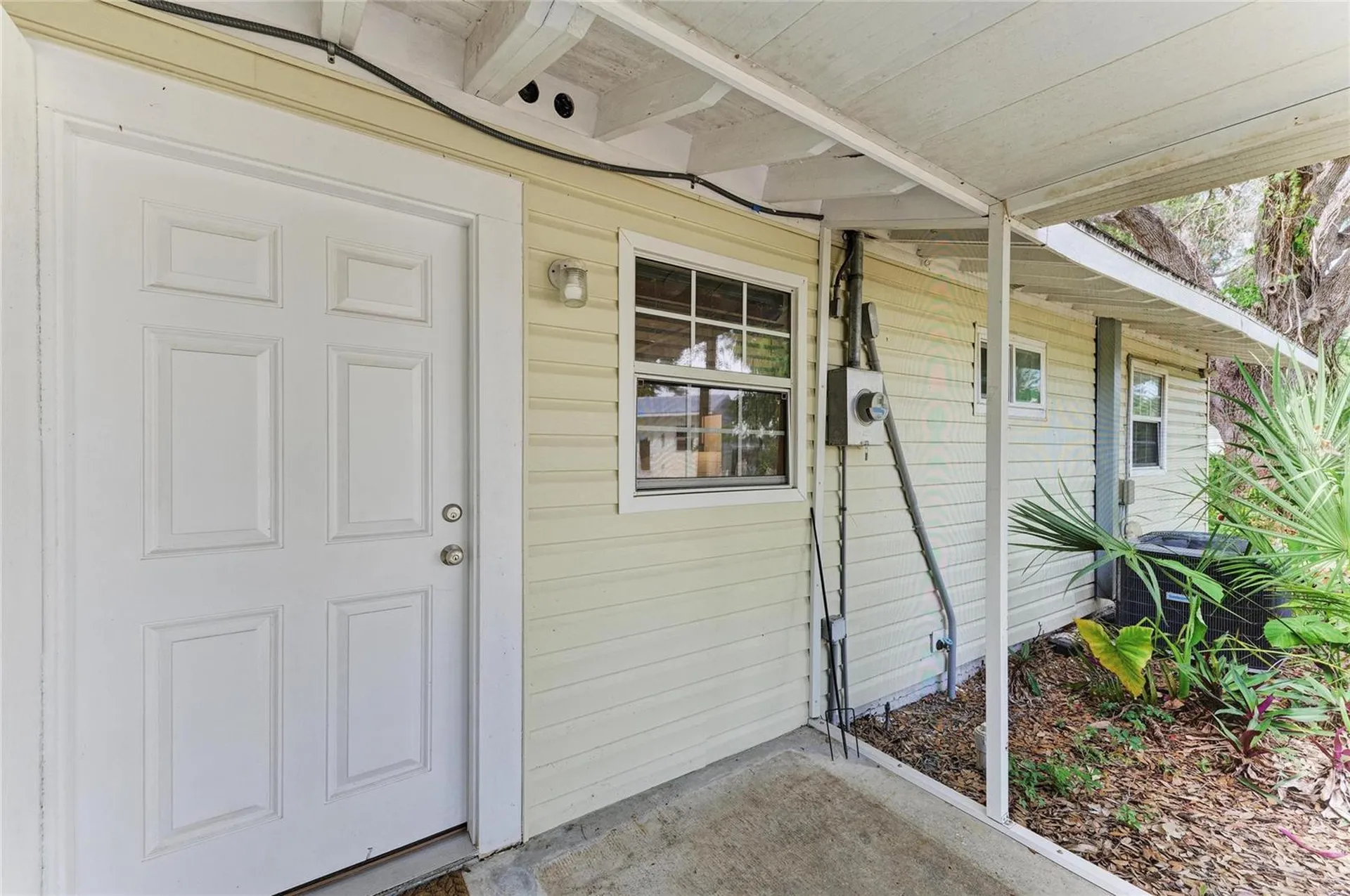 1300 Loma Linda Court Sarasota FL 34239