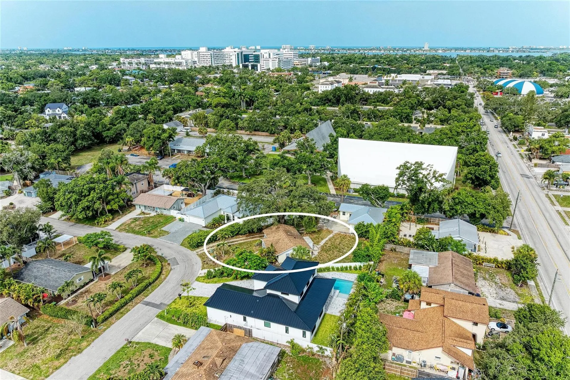 1300 Loma Linda Court Sarasota FL 34239