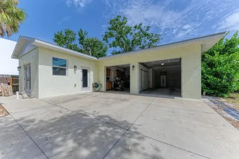 1300 Loma Linda Court Sarasota FL 34239