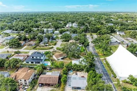 1300 Loma Linda Court Sarasota FL 34239