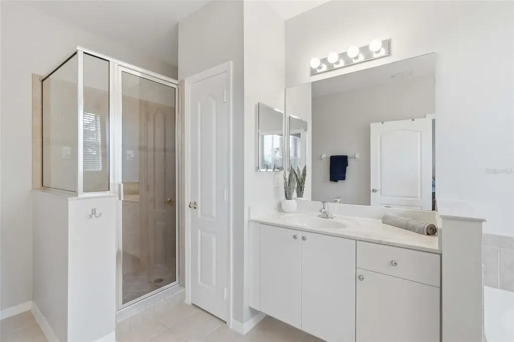 2513 Keystone Lake Drive Cape Coral FL 33909