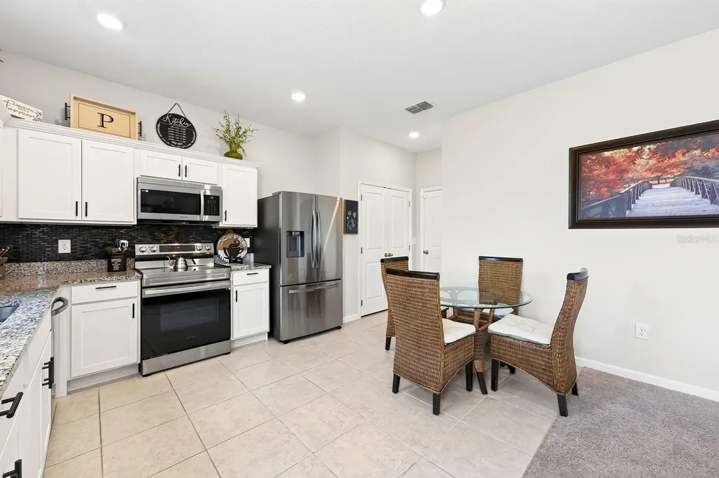 1961 Hemingway Circle Groveland FL 34736
