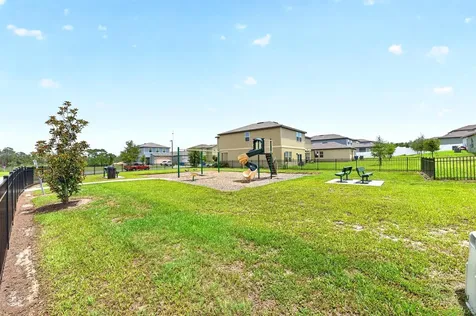 1961 Hemingway Circle Groveland FL 34736