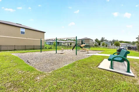 1961 Hemingway Circle Groveland FL 34736