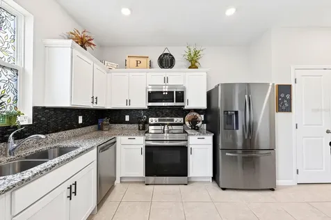 1961 Hemingway Circle Groveland FL 34736
