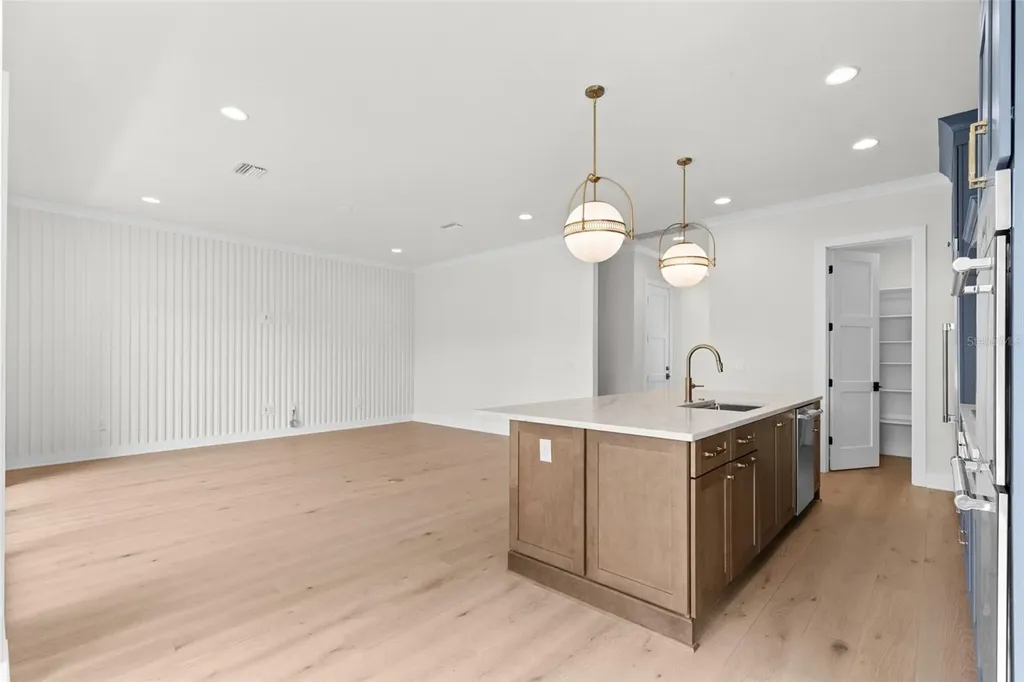 4302 W Obispo Street Tampa FL 33629