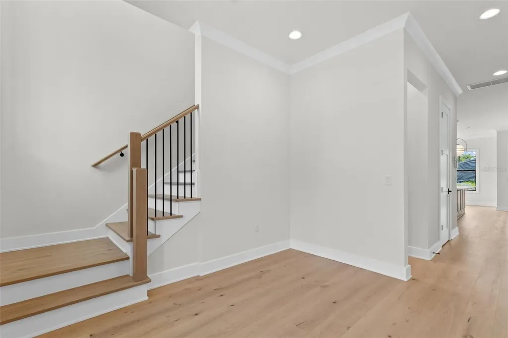 4302 W Obispo Street Tampa FL 33629