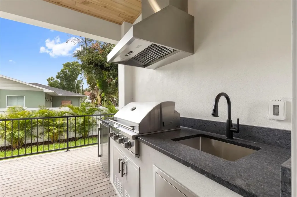 4302 W Obispo Street Tampa FL 33629