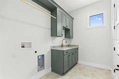 4302 W Obispo Street Tampa FL 33629