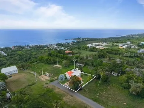 Pr 466 Acuamarina Isabela PR 00662