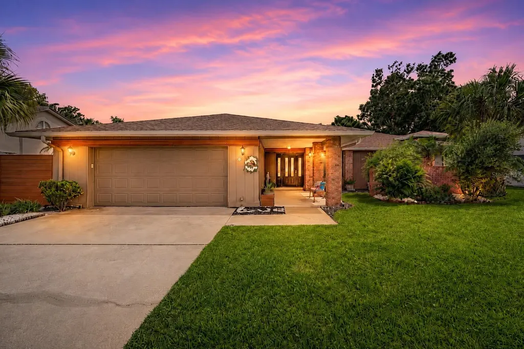 450 Cypress Creek Circle Oldsmar FL 34677