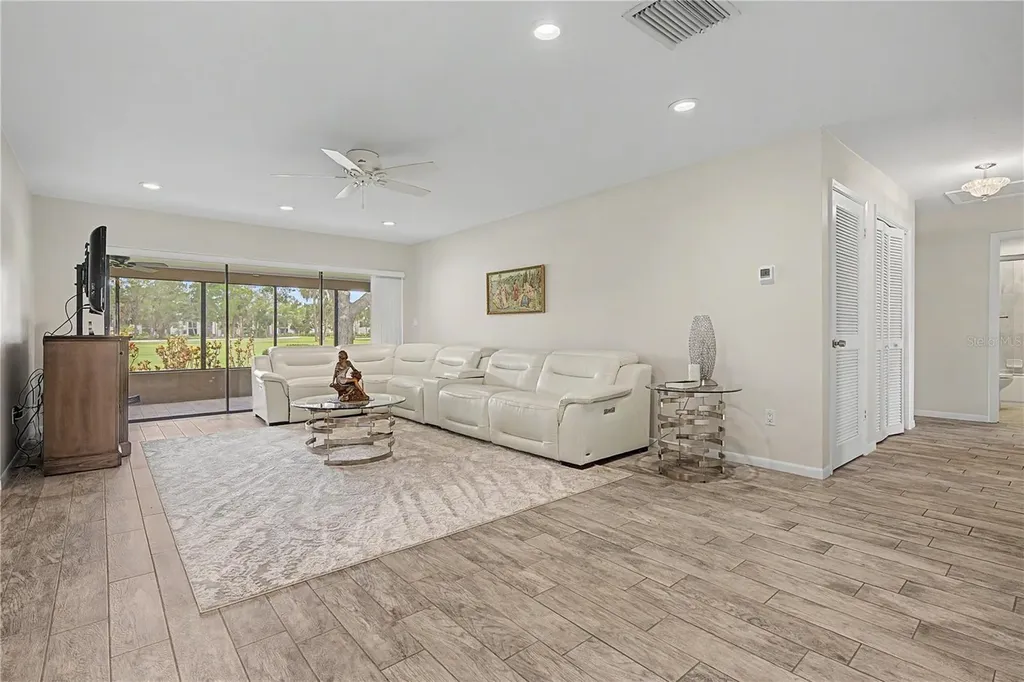 450 Cypress Creek Circle Oldsmar FL 34677