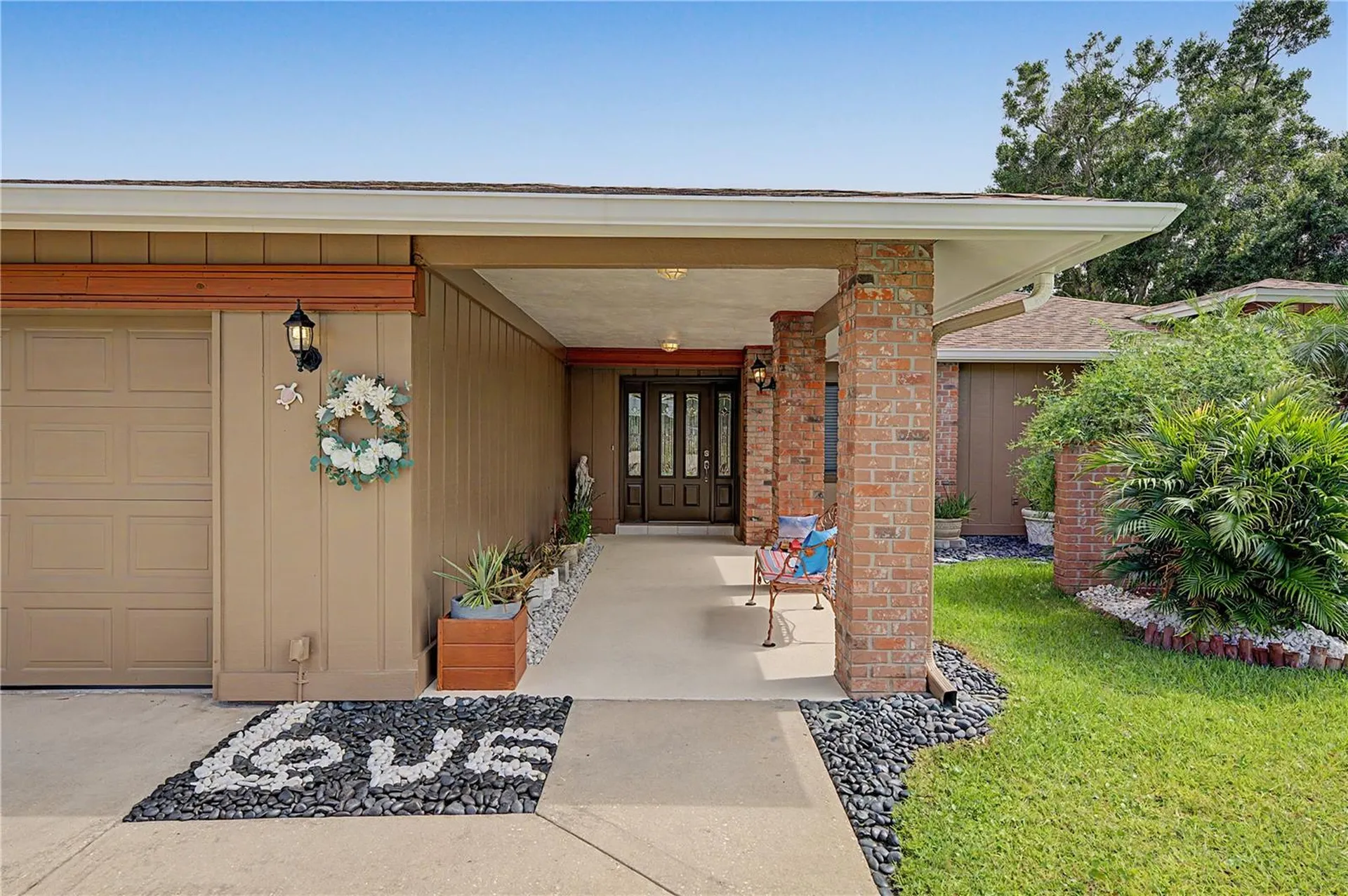450 Cypress Creek Circle Oldsmar FL 34677
