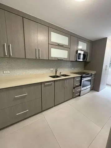 80 Kings Court San Juan PR 00911