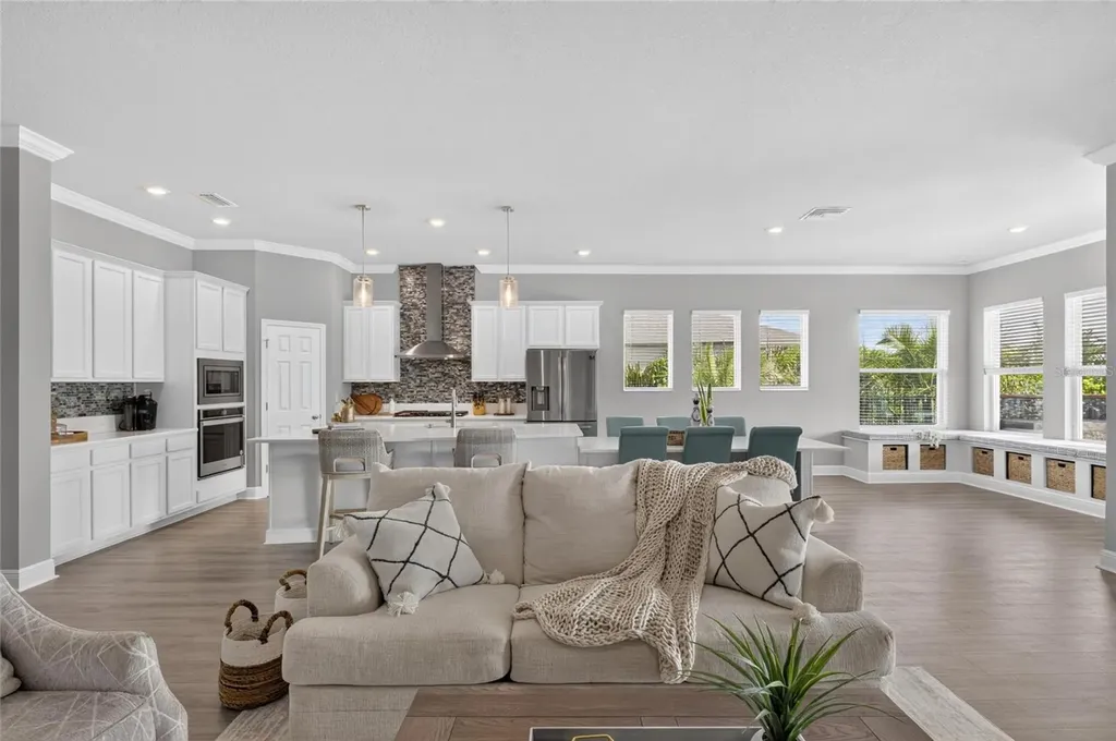 7322 Paradiso Drive Apollo Beach FL 33572