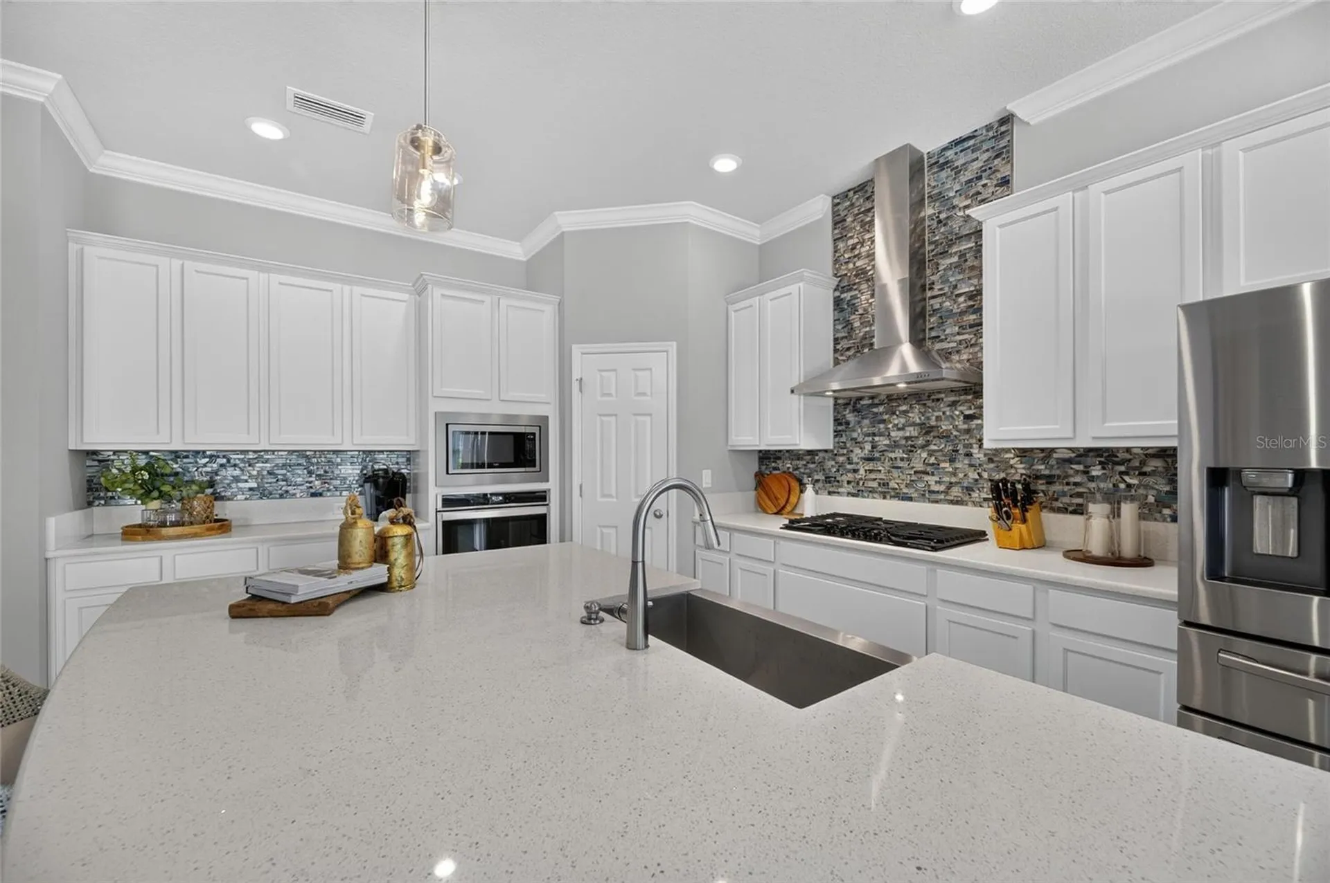 7322 Paradiso Drive Apollo Beach FL 33572