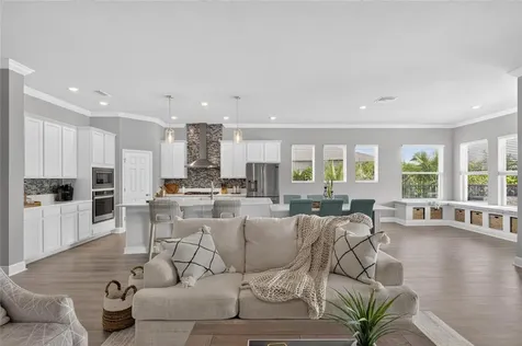 7322 Paradiso Drive Apollo Beach FL 33572
