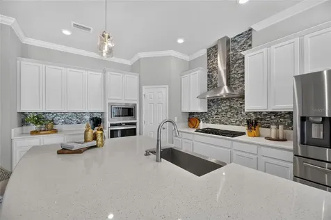 7322 Paradiso Drive Apollo Beach FL 33572
