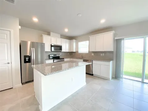1579 Aspen Avenue Davenport FL 33837