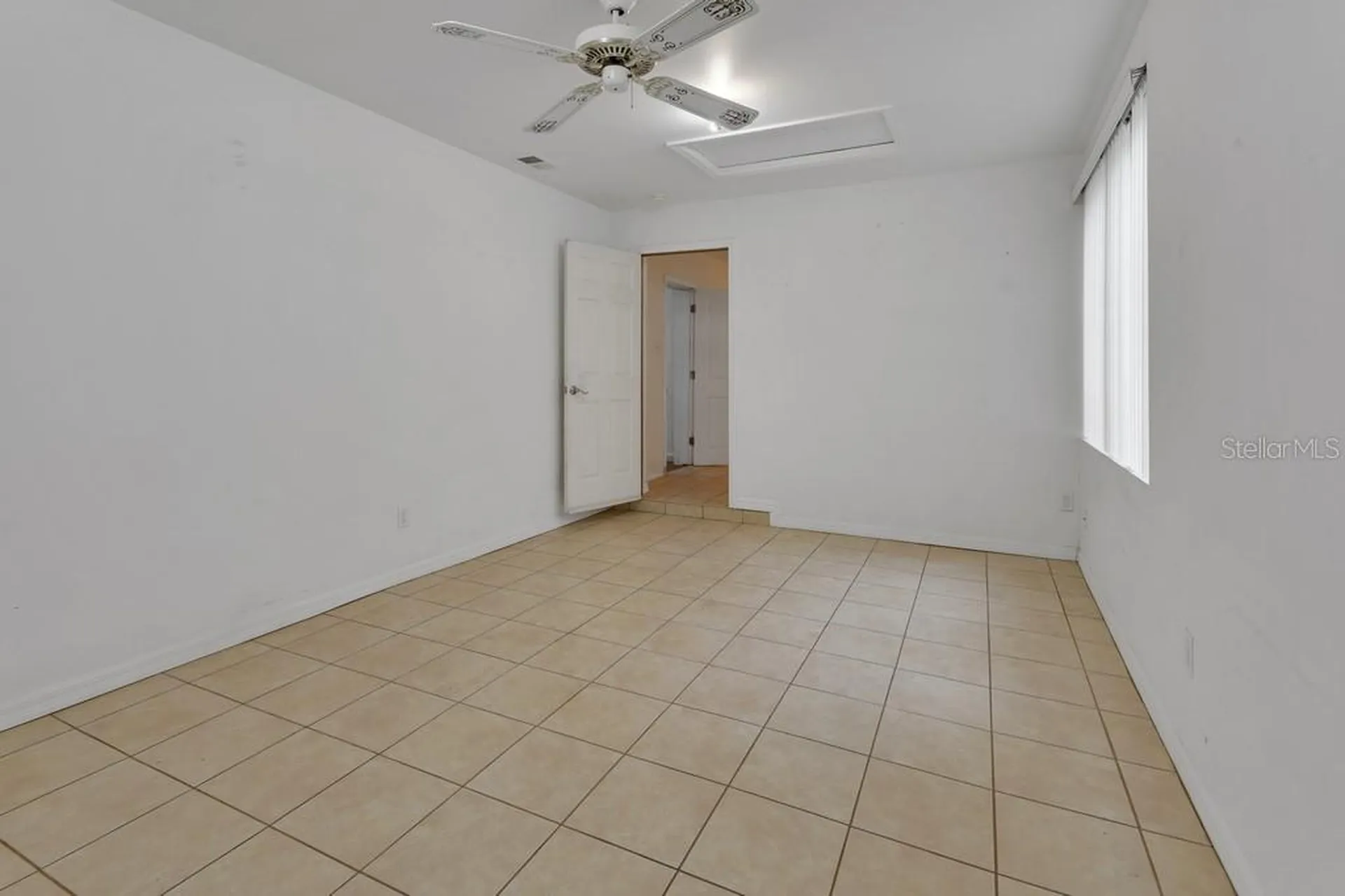 411 N Blue Lake Terrace Deland FL 32724