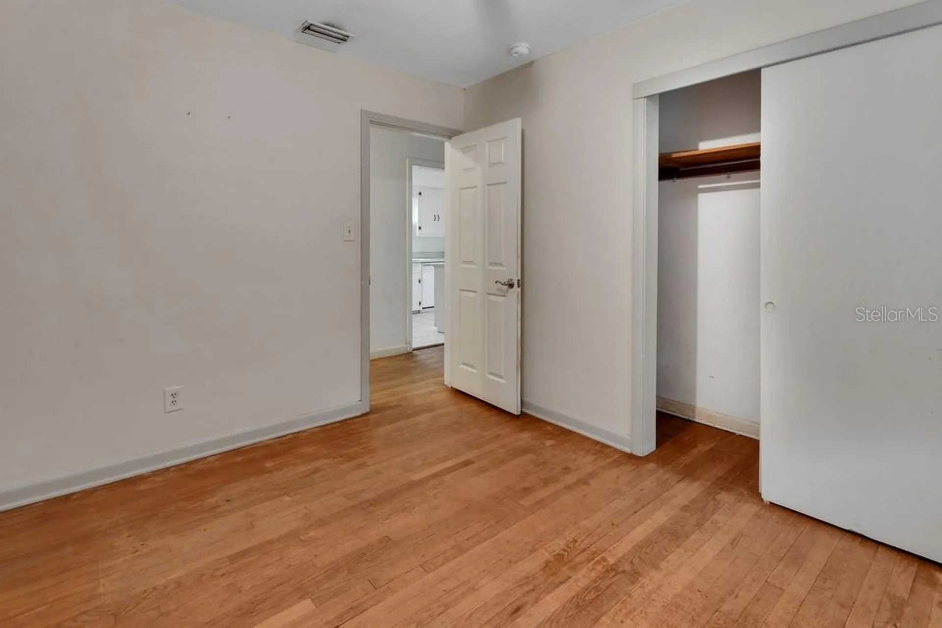 411 N Blue Lake Terrace Deland FL 32724