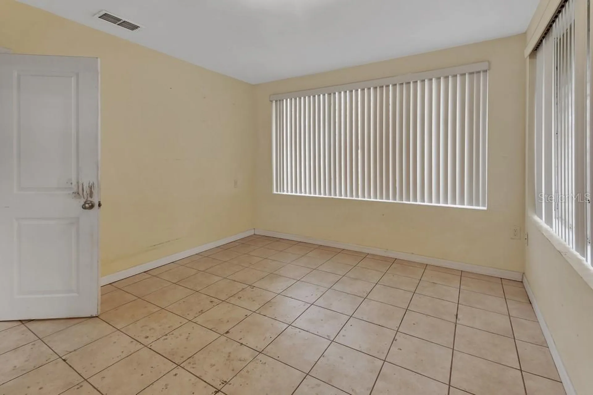 411 N Blue Lake Terrace Deland FL 32724
