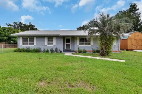 411 N Blue Lake Terrace Deland FL 32724