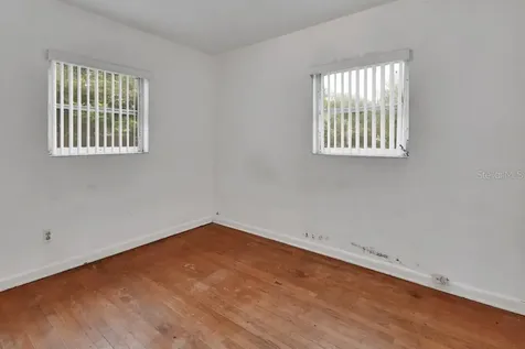 411 N Blue Lake Terrace Deland FL 32724