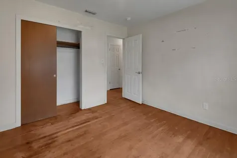 411 N Blue Lake Terrace Deland FL 32724