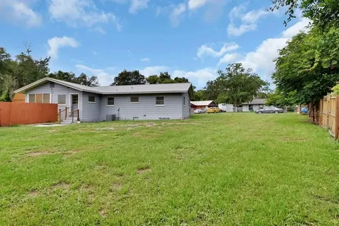 411 N Blue Lake Terrace Deland FL 32724