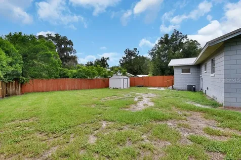 411 N Blue Lake Terrace Deland FL 32724