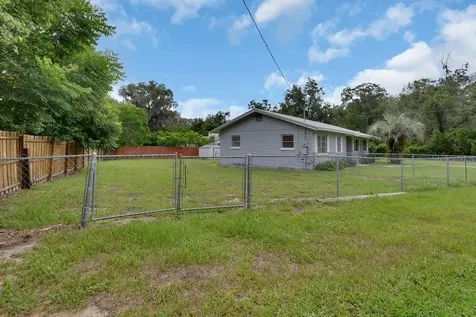 411 N Blue Lake Terrace Deland FL 32724