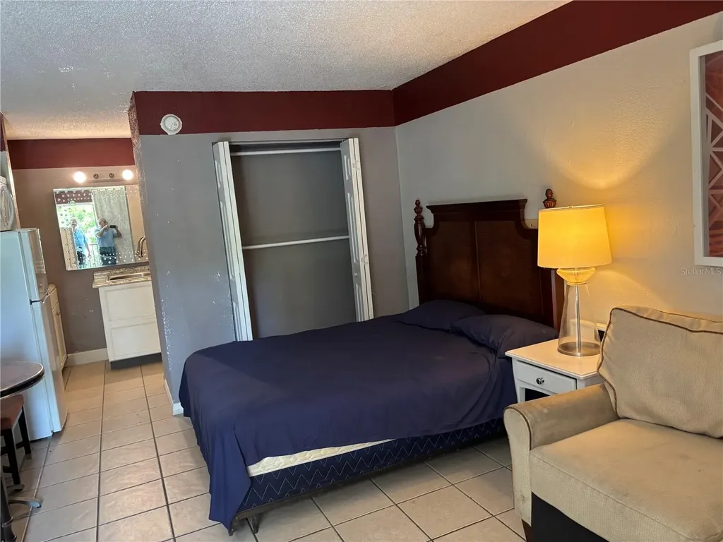 7900 S Orange Blossom Trail Orlando FL 32809